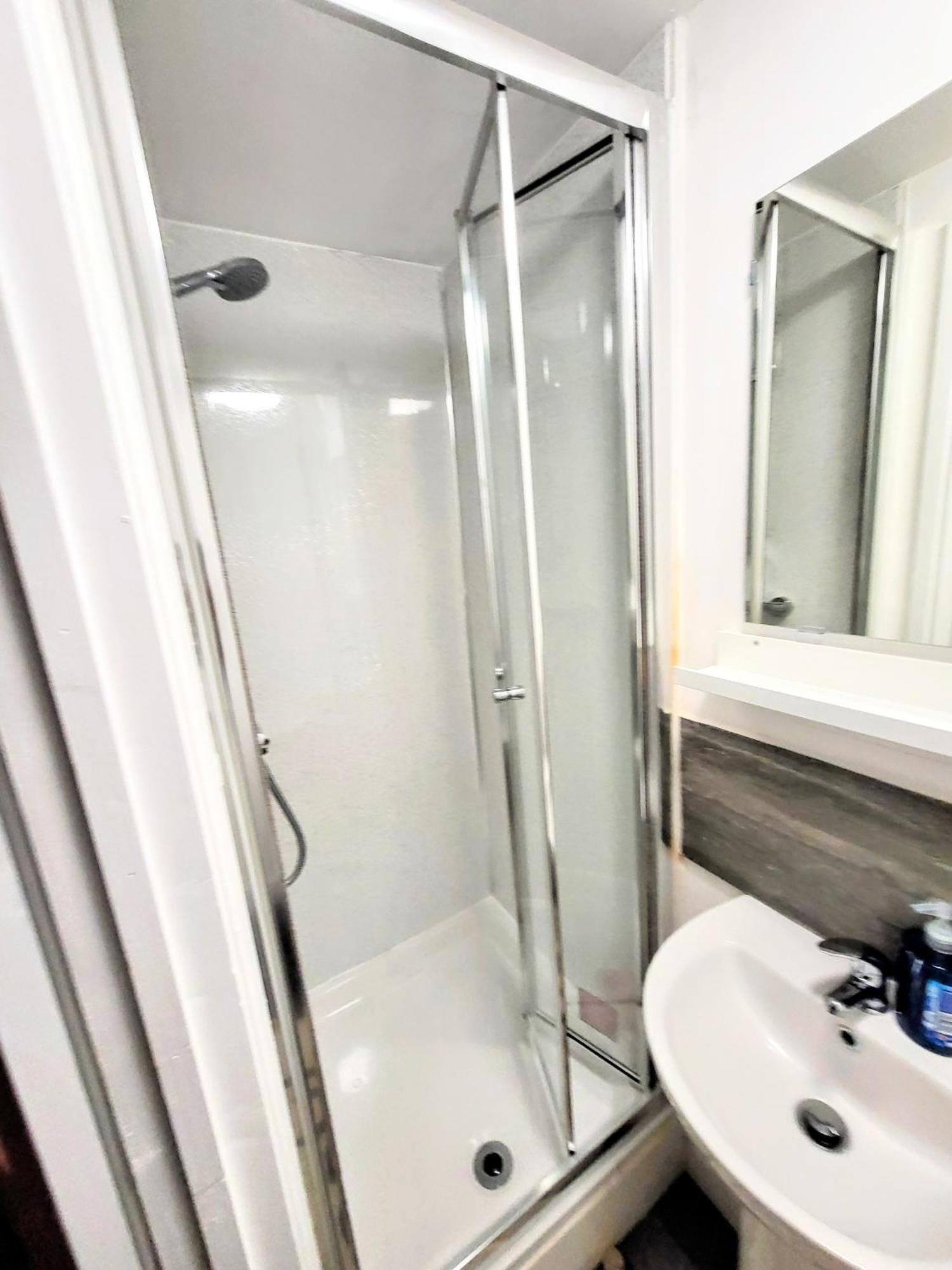 Premier Nottingham Studios - Burford Road Екстер'єр фото